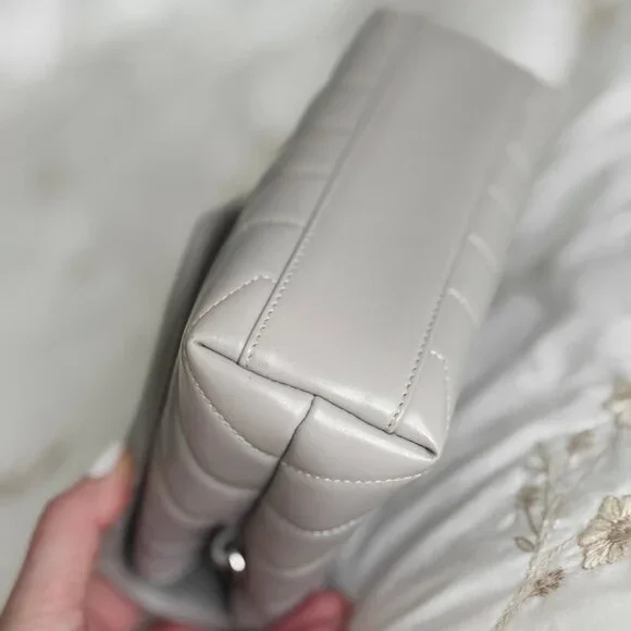 Saint Laurent Toy Monogram Matelasse LouLou Bag - Picture 9 of 16